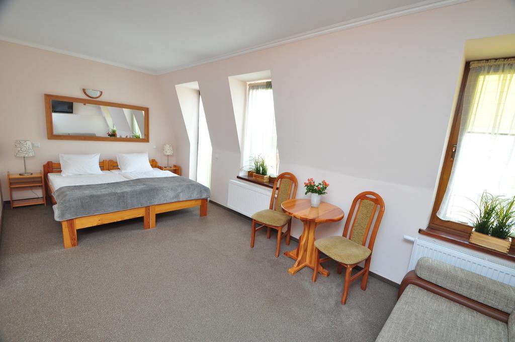 Aparthotel Mikolajki Rum bild
